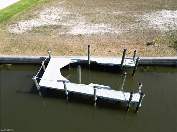 3310 NW 18th ST, Cape Coral, FL 33993