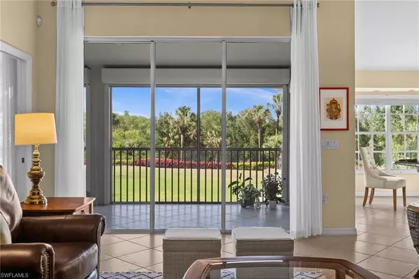 Naples, FL 34110,6095 Pinnacle LN #1304
