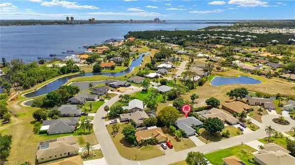 North Fort Myers, FL 33917,6419 Ben Hogan CIR