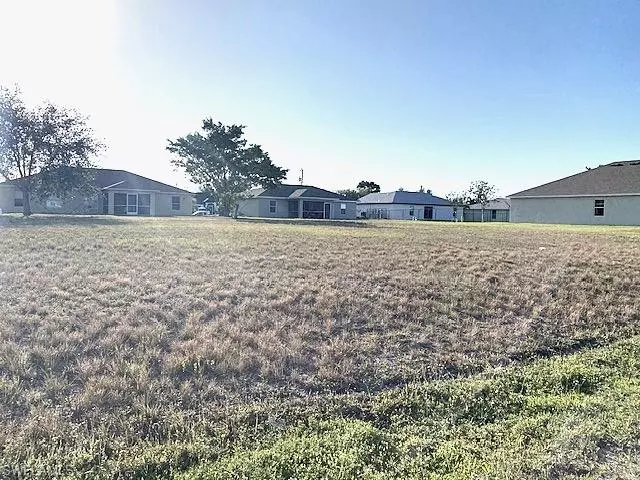 Cape Coral, FL 33909,1704 NE 7th AVE