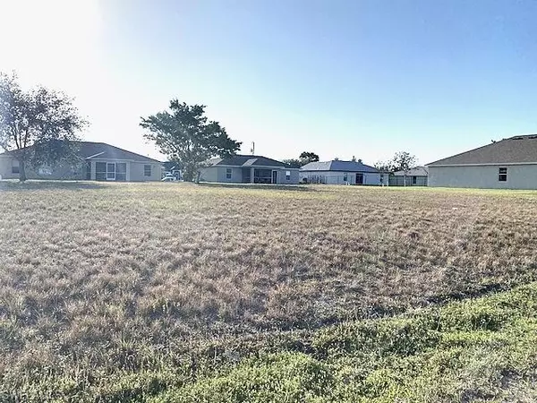 1704 NE 7th AVE, Cape Coral, FL 33909