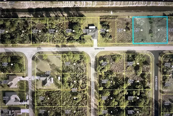Lehigh Acres, FL 33974,1221 Bari ST E