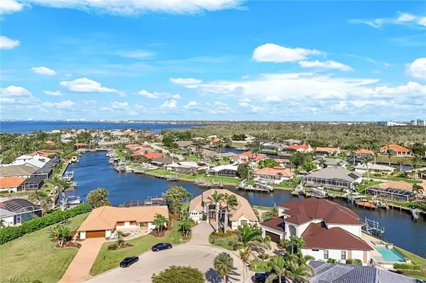 Fort Myers, FL 33908,14971 David DR