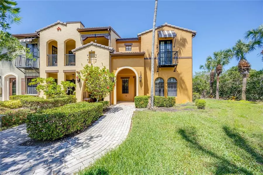 9134 Chula Vista ST #125, Naples, FL 34113