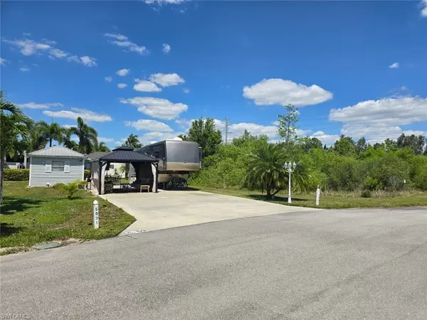 Fort Myers, FL 33905,5931 Pathwood CT SE