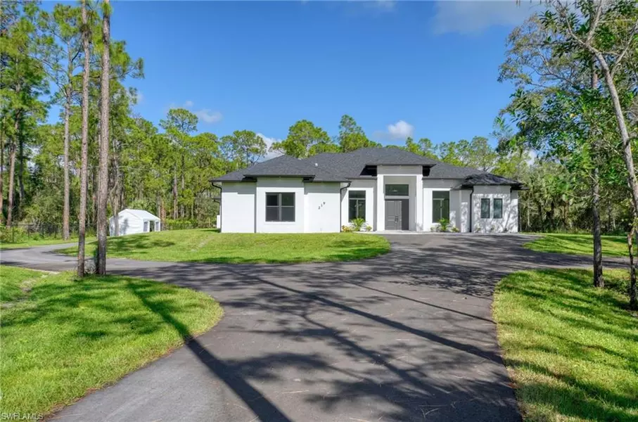 219 33rd AVE NW, Naples, FL 34120