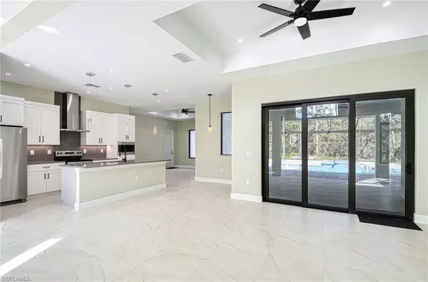 Naples, FL 34120,219 33rd AVE NW