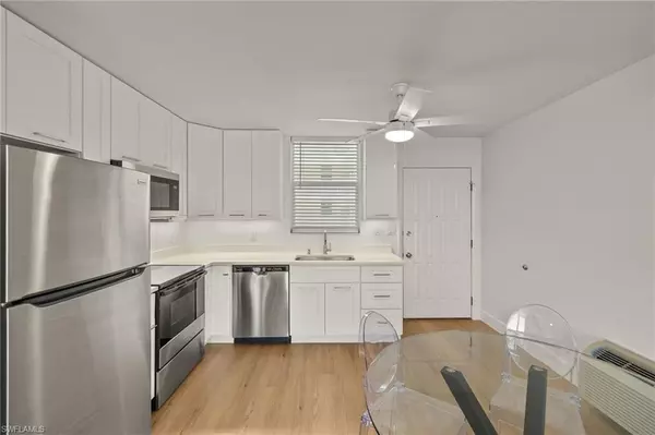 Bonita Springs, FL 34134,5700 Bonita Beach RD SW #408