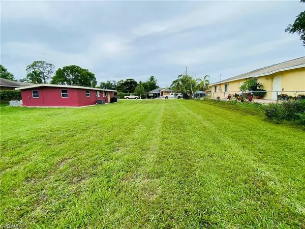 Bonita Springs, FL 34135,26821 Palm ST