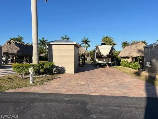 10262 Meadow Beauty TRL, Fort Myers, FL 33905
