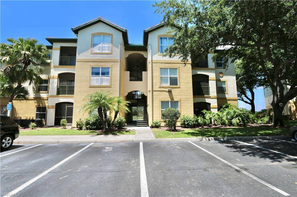 Fort Myers, FL 33913,11490 Villa Grand #218