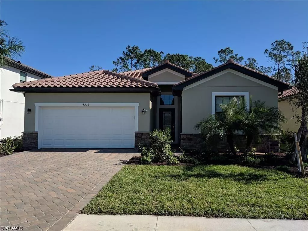 Naples, FL 34119,4339 Raffia Palm CIR