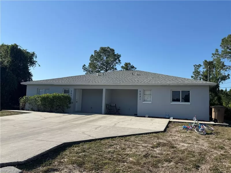 5031 Locke LN, Lehigh Acres, FL 33973