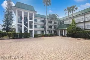 Naples, FL 34103,3030 Binnacle DR #201