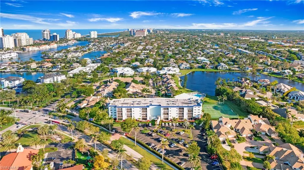 Naples, FL 34103,555 Park Shore DR #B411