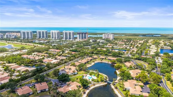 517 Lake Louise CIR #101, Naples, FL 34110