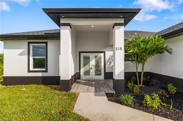 Lehigh Acres, FL 33974,215 Pageant ST