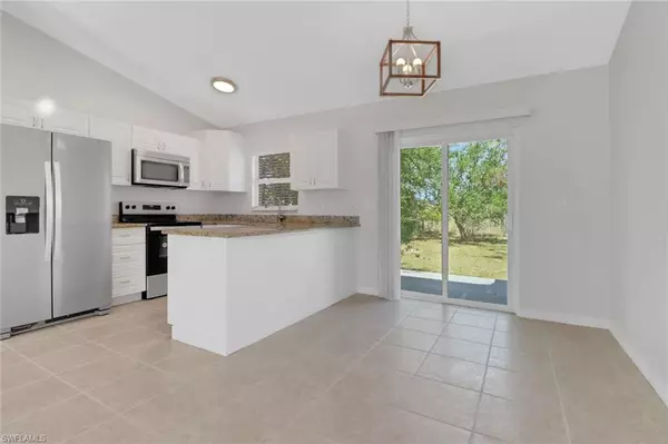 Naples, FL 34120,2575 39th AVE NE