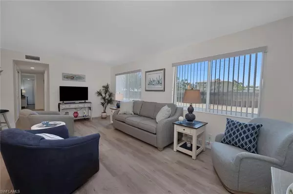 Naples, FL 34102,1950 Gulf Shore BLVD N #101