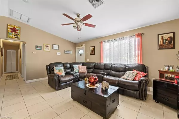 Naples, FL 34120,570 20th ST NE