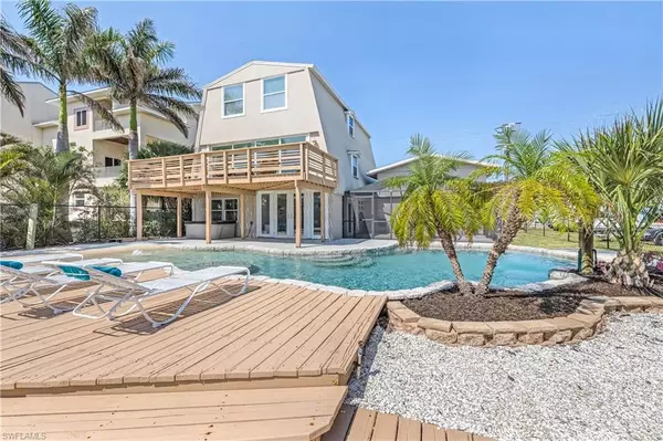 3128 Stringfellow RD, St. James City, FL 33956