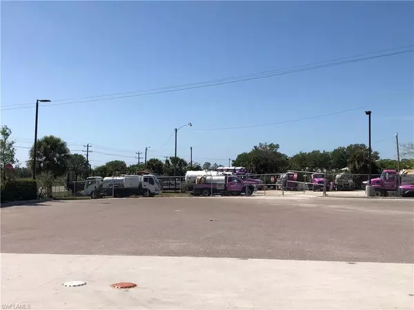 North Fort Myers, FL 33917,Address not disclosed