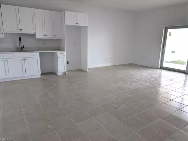 Lehigh Acres, FL 33973,1103 Harold AVE S
