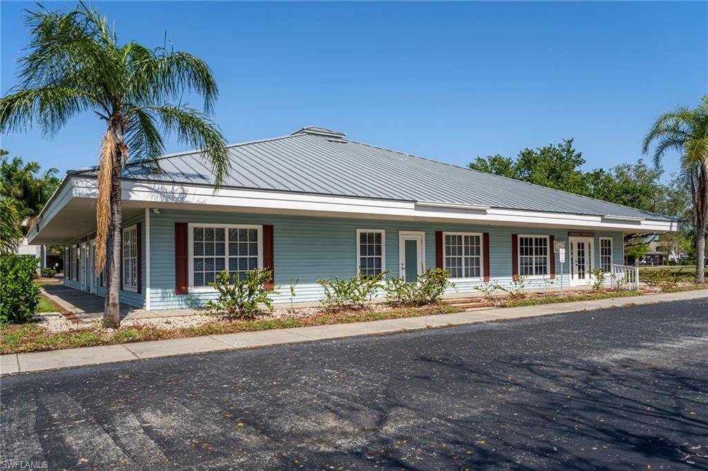 Fort Myers, FL 33919,40 & 44 Barkley CIR