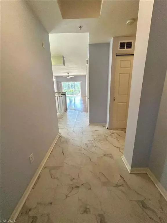 Fort Myers, FL 33919,14401 Patty Berg DR #104