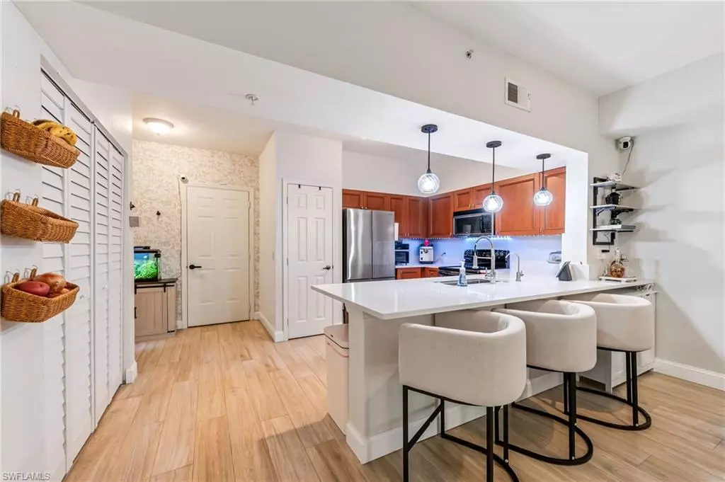 Estero, FL 33928,20310 Estero Gardens CIR #102