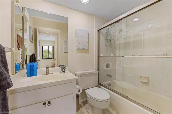 Cape Coral, FL 33904,610 Victoria DR #203A