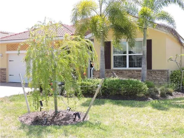 Alva, FL 33920,15165 Yellow Wood DR