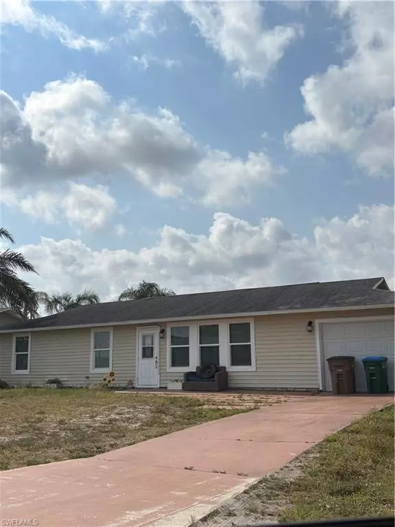 1614 NE 12th ST, Cape Coral, FL 33909