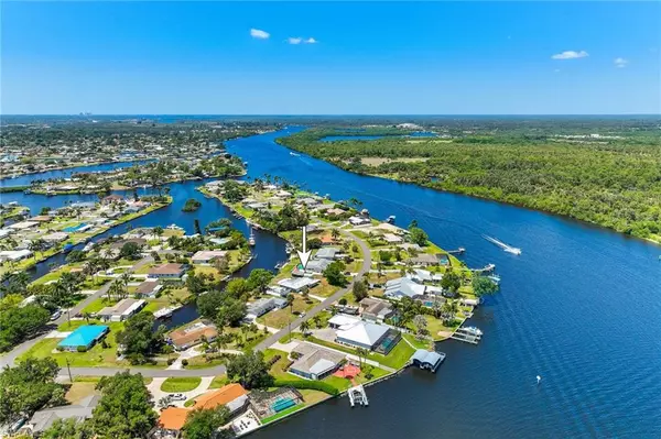 Fort Myers, FL 33905,13821 River Forest DR