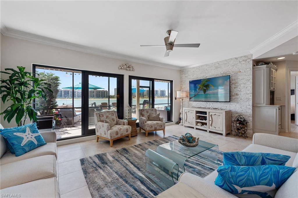 Naples, FL 34113,504 La Peninsula BLVD #504