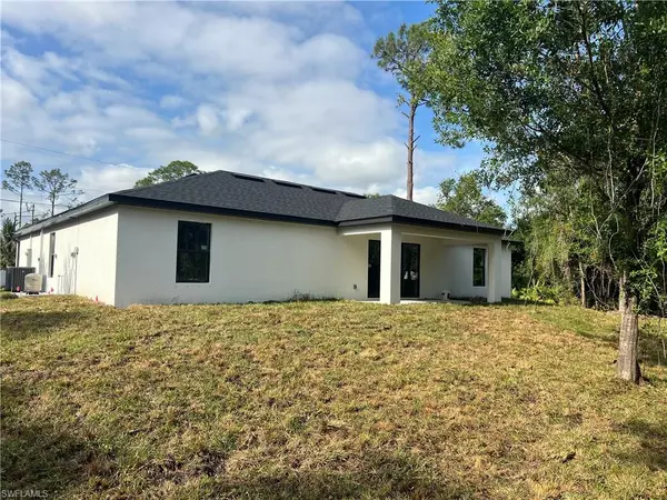 Lehigh Acres, FL 33971,3302 20th ST W