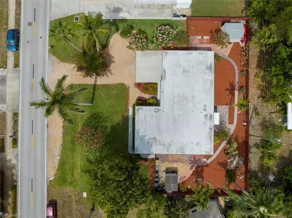 Fort Myers, FL 33907,2137 Sunrise BLVD