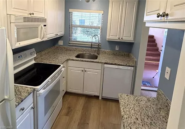 Naples, FL 34105,180 Turtle Lake CT #101-A