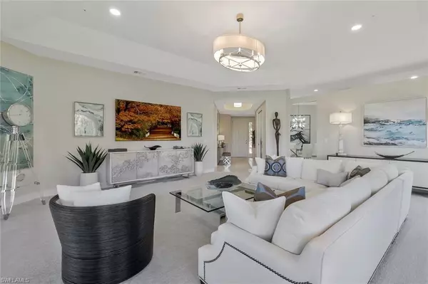 Naples, FL 34109,1855 Les Chateaux BLVD #5-201