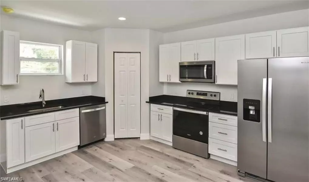 4637 Elvas AVE S, Fort Myers, FL 33905
