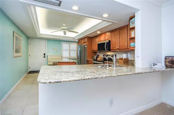 Sanibel, FL 33957,2445 W Gulf DR #32E