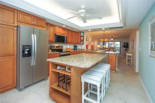 Sanibel, FL 33957,2445 W Gulf DR #32E