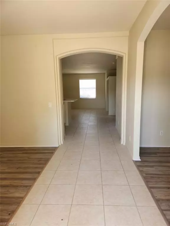 Cape Coral, FL 33909,2017 NE 4th TER