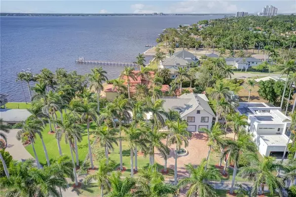 1205 Caloosa DR, Fort Myers, FL 33901