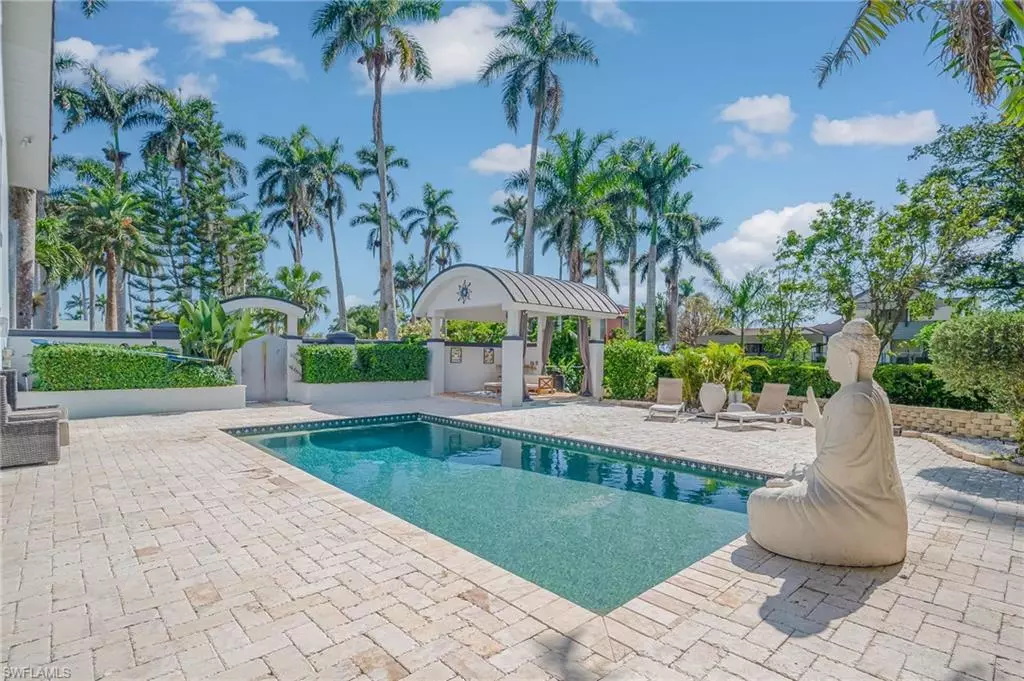 Fort Myers, FL 33901,1205 Caloosa DR