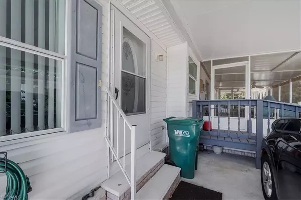 Naples, FL 34114,256 Riverwood RD