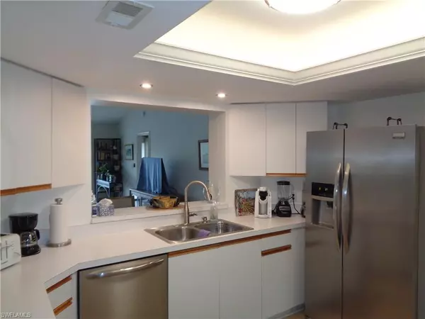 Naples, FL 34119,6250 Bellerive AVE #5