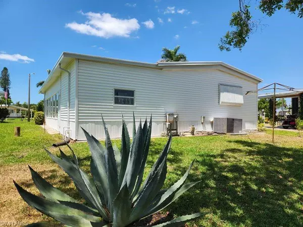 Bonita Springs, FL 34135,26256 Duchess LN