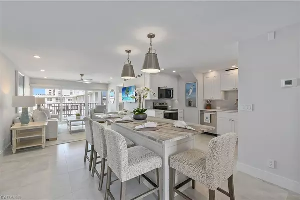 Naples, FL 34103,3443 Gulf Shore BLVD N #813