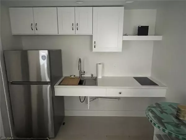 Matlacha, FL 33993,11458 MAY ST #1